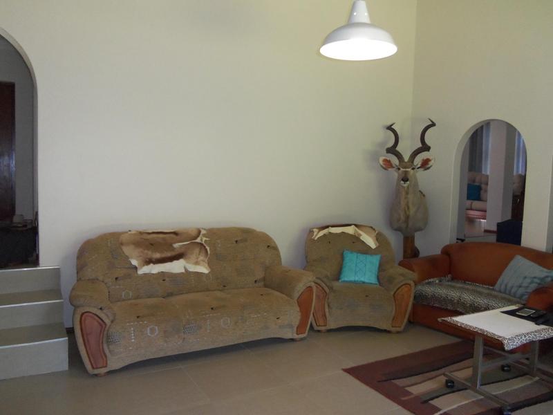 To Let 4 Bedroom Property for Rent in Sonstraal Western Cape